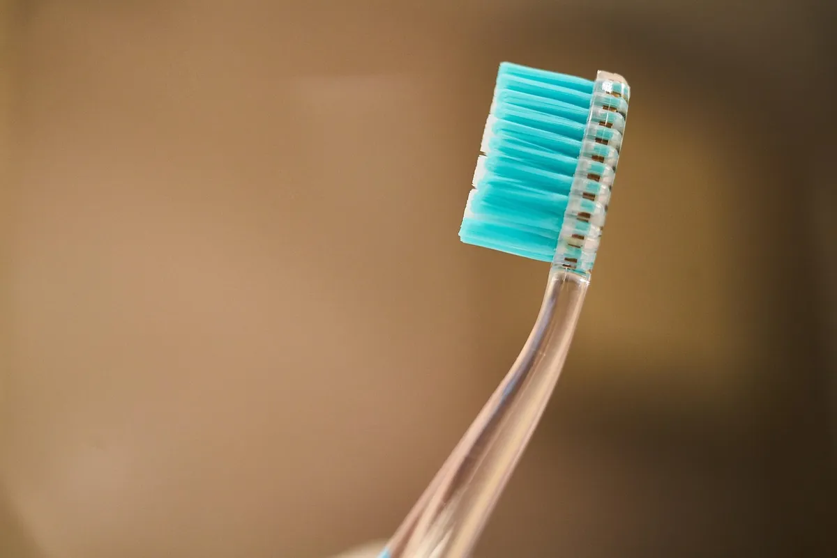 blue, toothbrush, clay, macro, small, old, bathroom, light, health, rotten, maintenance, important, disease, pain, cleaning, toothbrush, toothbrush, toothbrush,