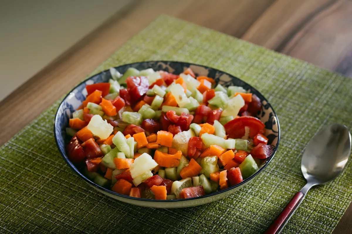 food, vegetables, salad, vegan, healthy eating, healthy food, healthy lifestyle, plate of food